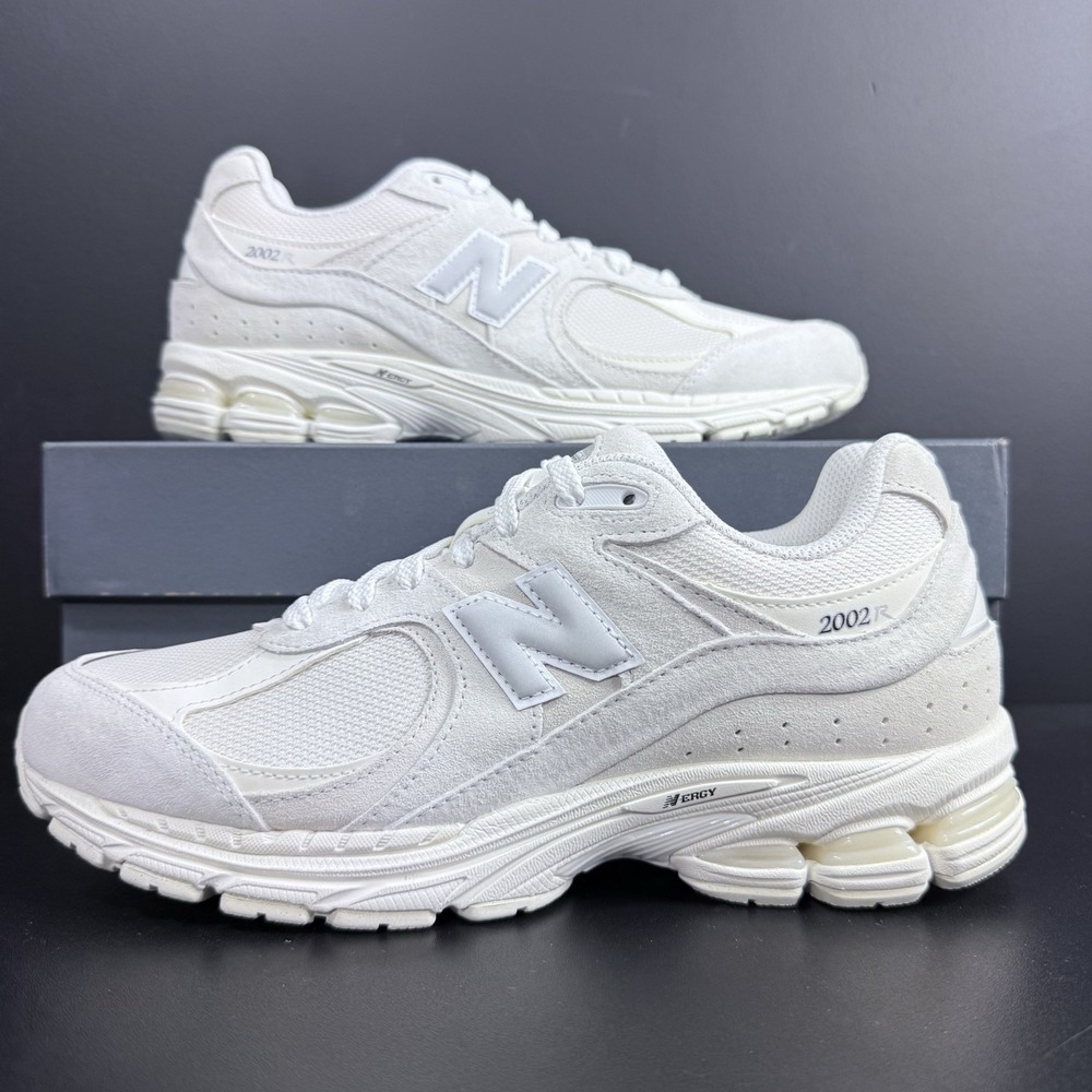 New‎ Balance 2002R Men's Size 10 Womens 11.5 Shoes White Grey Sneakers U20025PO